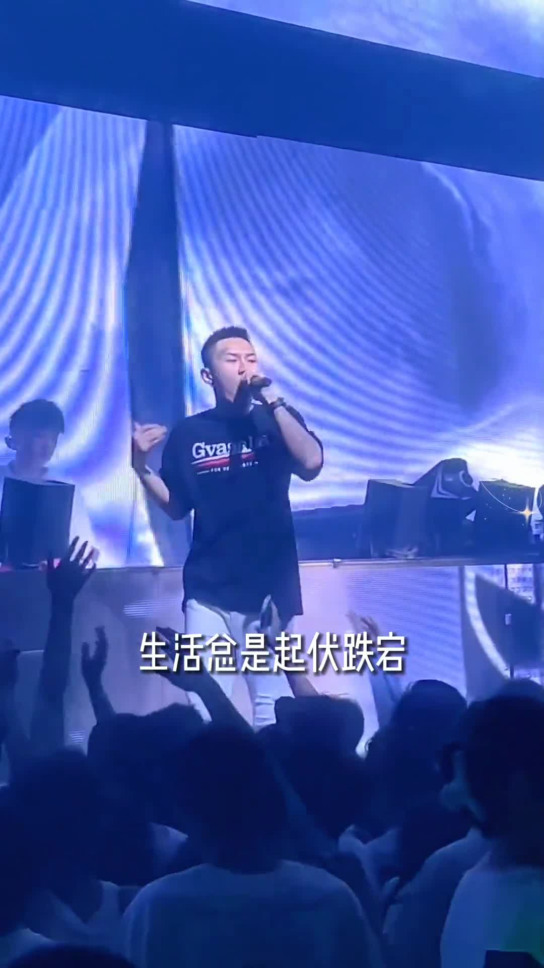 车载音乐 小姐姐蹦迪 中文dj 好看的小姐姐 这谁顶得住啊